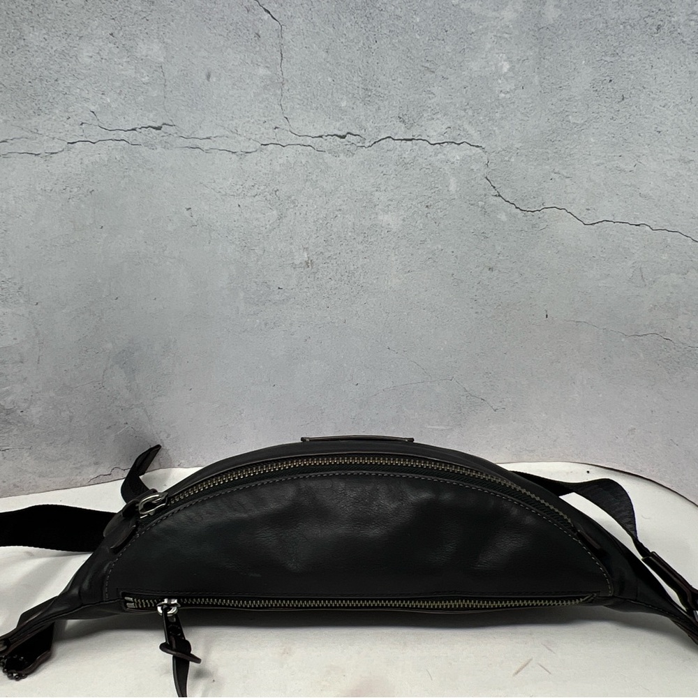 ❤️Coach NWOT Black 37592 Rivington Belt Bag. - Picture 10 of 14